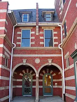 Winston Commons, 6620-6624 Germantown Ave.