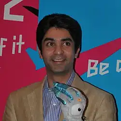 Abhinav Bindra, Olympic shooter champion (Class of 2000)