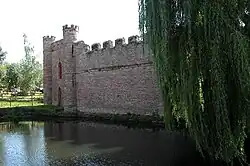 Curtain wall