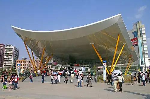 Central Park Station (R9), Kaohsiung City, Taiwan.