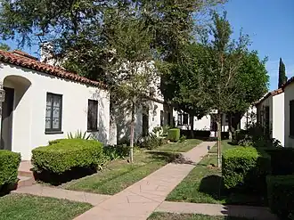 Don Carlos Court