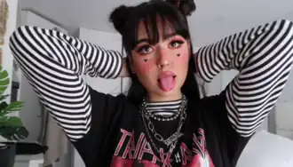Stereotypical e-girl attire and makeup of 2019.