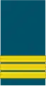 An RAF wing commander's sleeve mess insignia