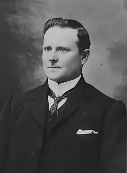 Frank Farnell FL1789227.jpg