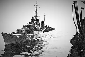 Impetuoso coming alongside USS&nbsp;Kalamazoo in the Mediterranean Sea in June 1977.
