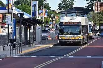 An MBTA 29 bus at the Bray St stop, on the center-running bus lane