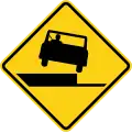 W8-17R Right shoulder drop-off ahead