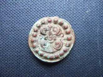 Copper coin of Jishnu Gupta (c. 622–633) of the Nepalese Licchhavi Dynasty. Reverse