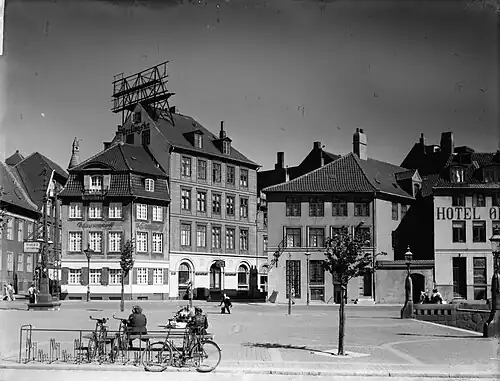 The building in c. 1949.