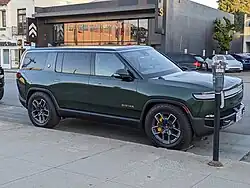 Rivian R1S