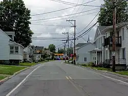 Principale street in à Saint-Sylvestre.