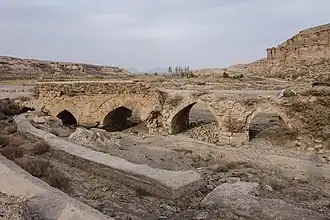 Safavid era bridge to the castle