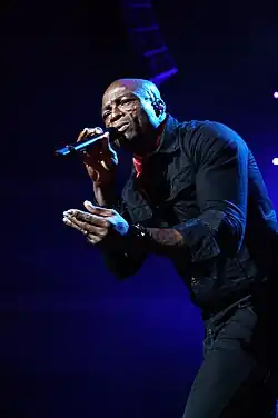 Seal returned for his third season as a coach after a season absence to replace Ronan Keating