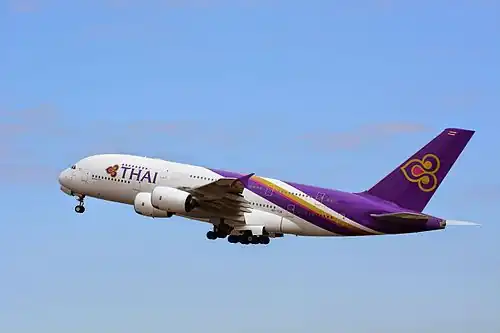 Airbus A380-800