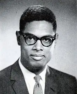 Thomas Sowell[442]